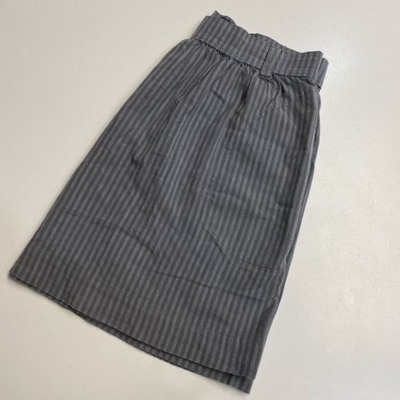 Gray Striped Skirt - Picture 4 of 5